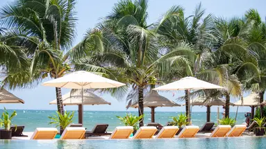 MANA MUINE BEACH RESORT