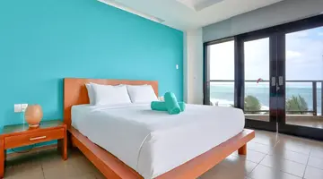 MANA MUINE BEACH RESORT