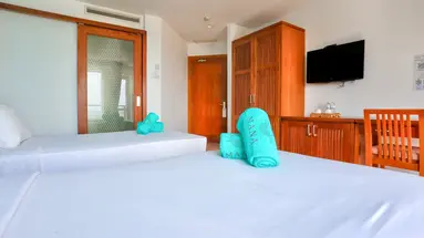 MANA MUINE BEACH RESORT