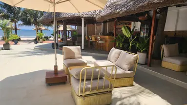 MANA MUINE BEACH RESORT