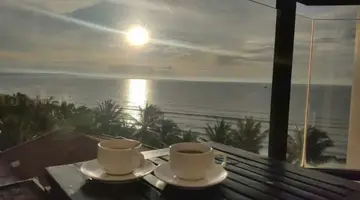 MANA MUINE BEACH RESORT