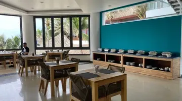 MANA MUINE BEACH RESORT