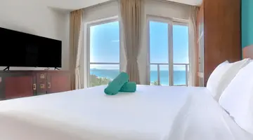 MANA MUINE BEACH RESORT