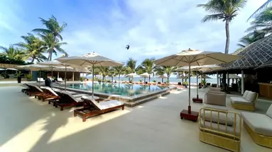 MANA MUINE BEACH RESORT