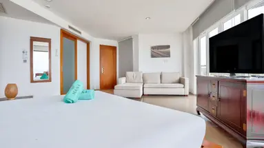 MANA MUINE BEACH RESORT