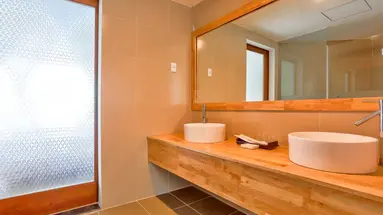 MANA MUINE BEACH RESORT