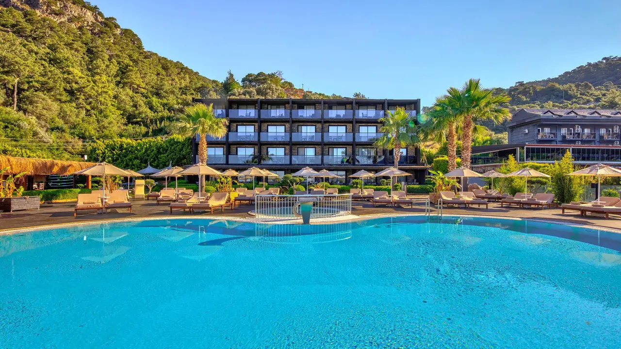 Manas Park Oludeniz