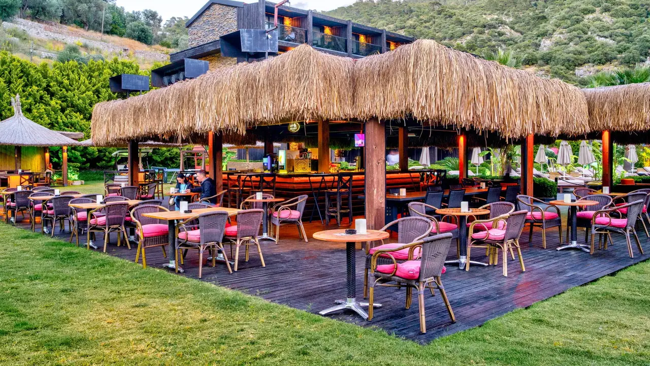 Manas Park Oludeniz