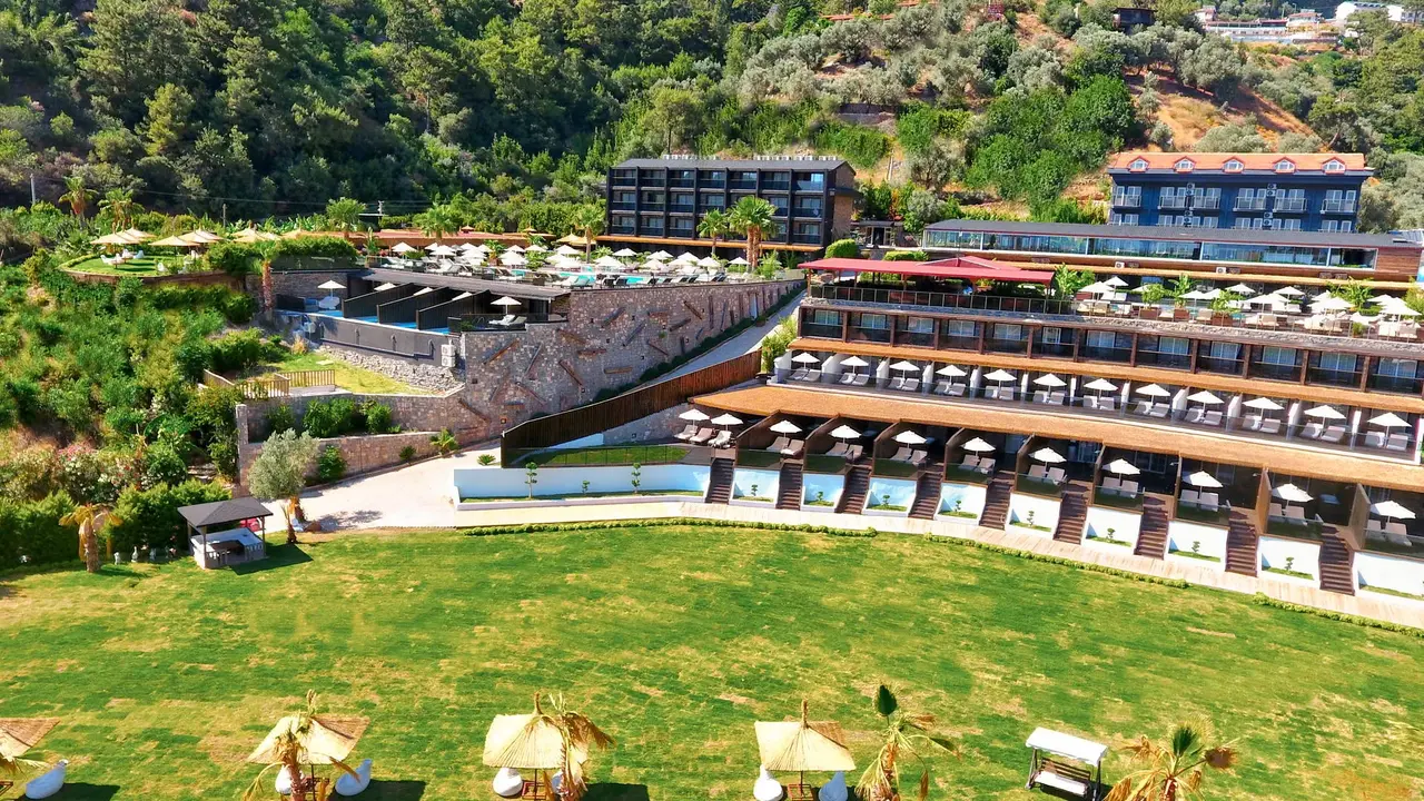 Manas Park Oludeniz