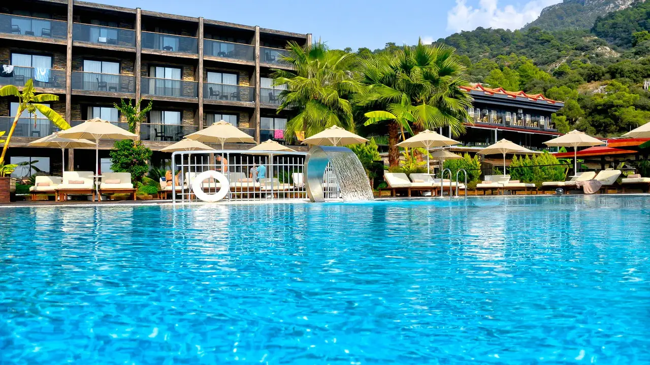Manas Park Oludeniz
