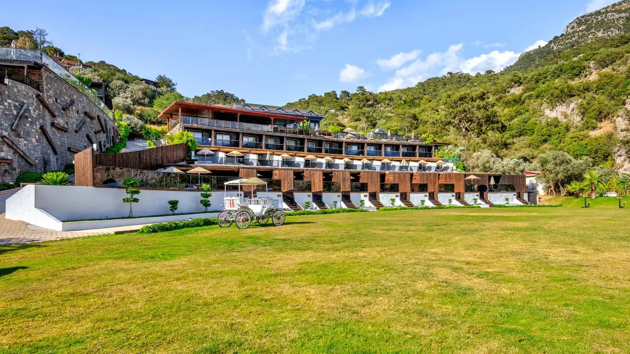 Manas Park Oludeniz