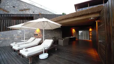 MANASPARK DELUXE HOTEL