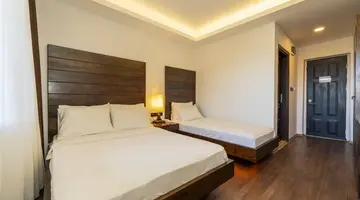 MANASPARK DELUXE HOTEL