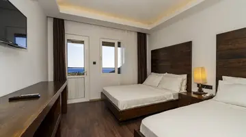 MANASPARK DELUXE HOTEL