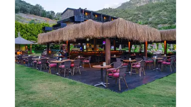 MANASPARK DELUXE HOTEL