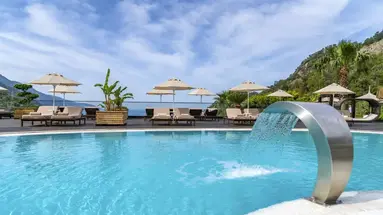 MANASPARK DELUXE HOTEL