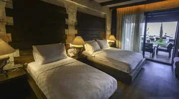 MANASPARK DELUXE HOTEL