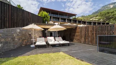 MANASPARK DELUXE HOTEL