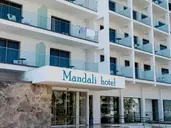 MANDALI HOTEL