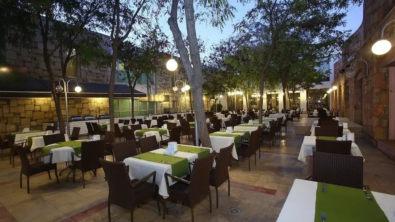 Mandarin Resort & Spa