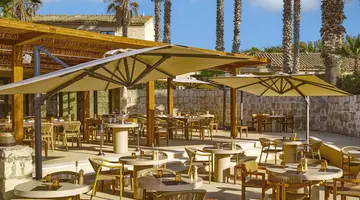 Mangia's Costa Ragusa Borgo