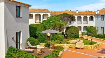 Mangia’s Santa Teresa Resort