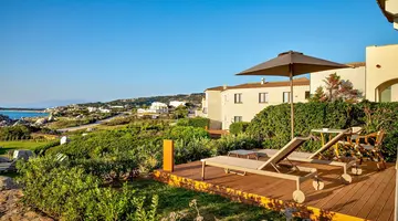Mangia’s Santa Teresa Resort