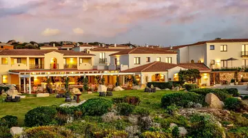 Mangia’s Santa Teresa Resort