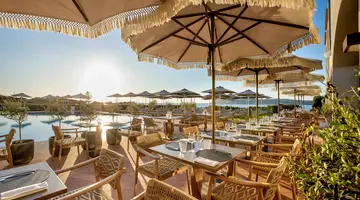 Mangia’s Santa Teresa Resort