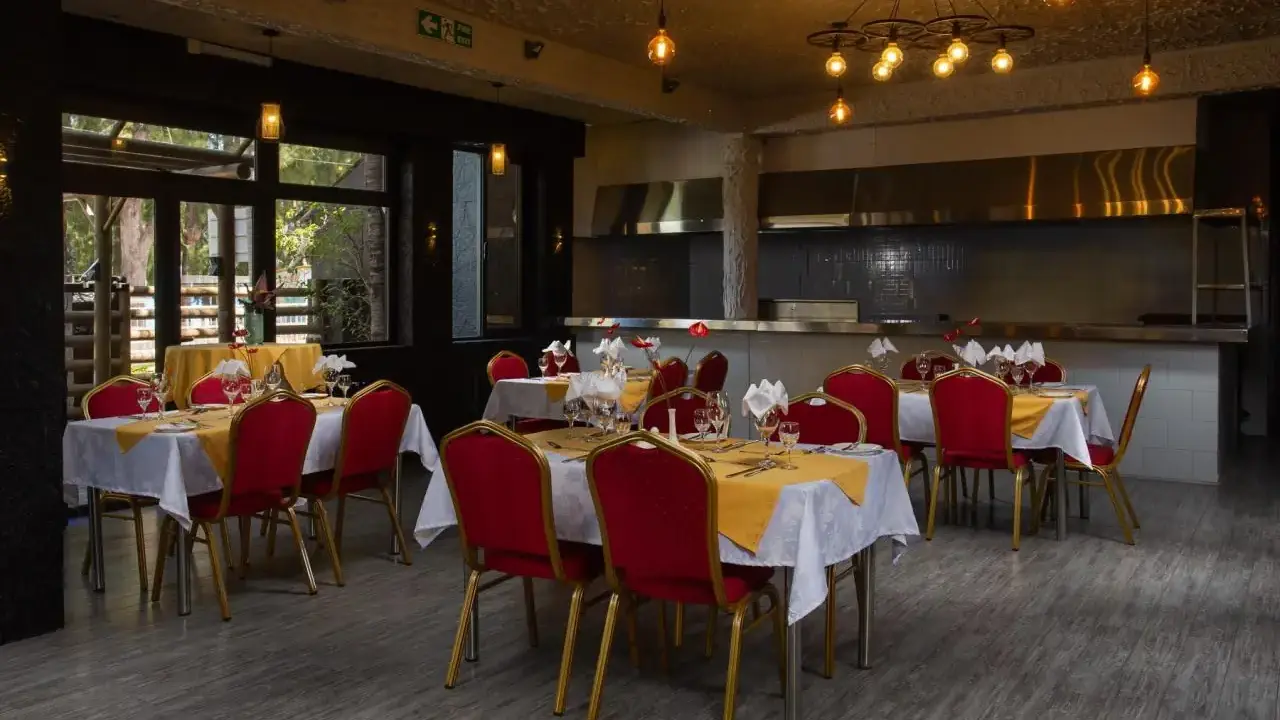 Manisa Hotel