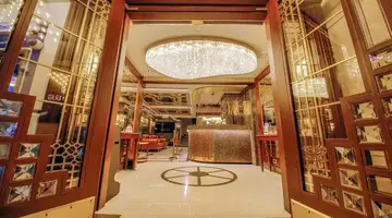 MANORS HOTEL