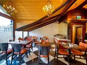 MANORS HOTEL