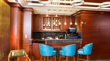 MANORS HOTEL