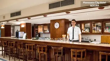 Manousos City Hotel