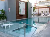Manousos City Hotel
