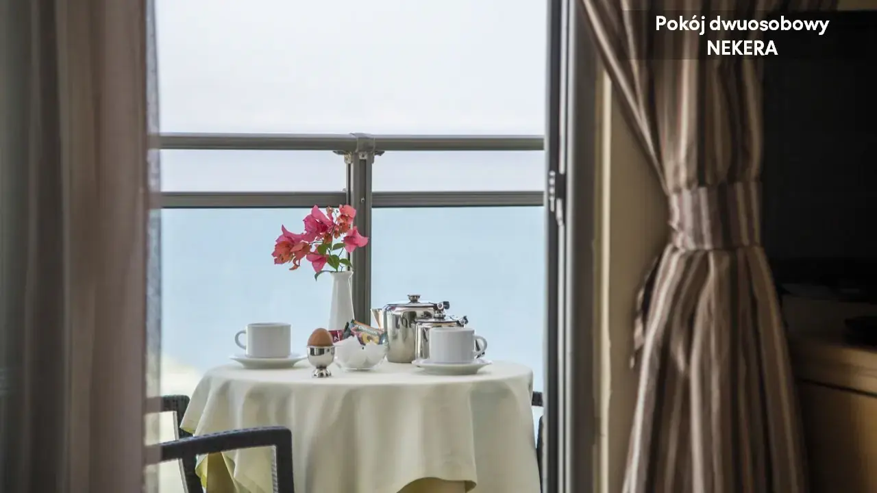 Manousos City Hotel