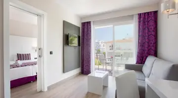 Mar Hotels Playa de Muro Suites