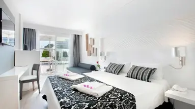 Mar Hotels Playa de Muro Suites