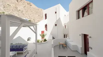 MAR n MAR Crown Hotel &amp Suites
