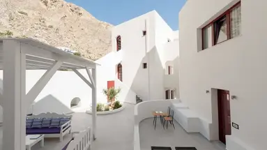MAR n MAR Crown Hotel &amp Suites