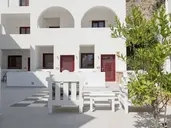 MAR n MAR Crown Hotel &amp Suites