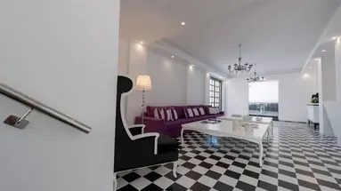 MAR n MAR Crown Hotel &amp Suites
