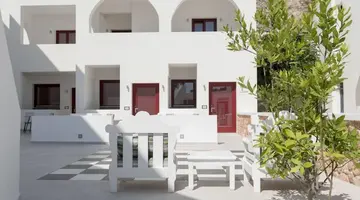 MAR n MAR Crown Hotel & Suites