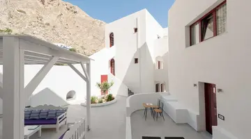 MAR n MAR Crown Hotel & Suites