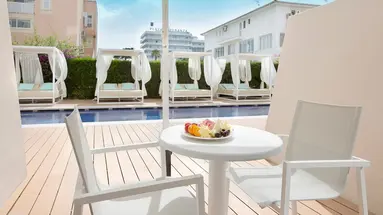 Mar Playa de Muro Suites