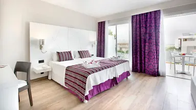 Mar Playa de Muro Suites
