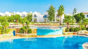 MAR SENSES PARADISE CLUB & SPA