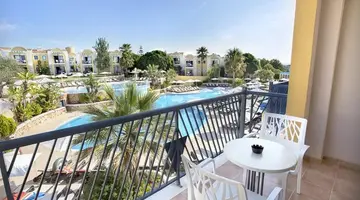 MAR SENSES PARADISE CLUB & SPA