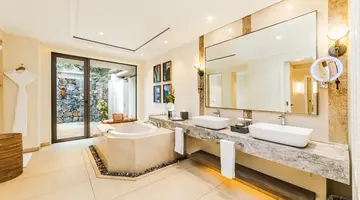 Maradiva Villas Resort and Spa 5