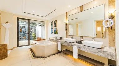 Maradiva Villas Resort and Spa 5